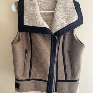 Women's Tan Quilted Vest with Black Trim